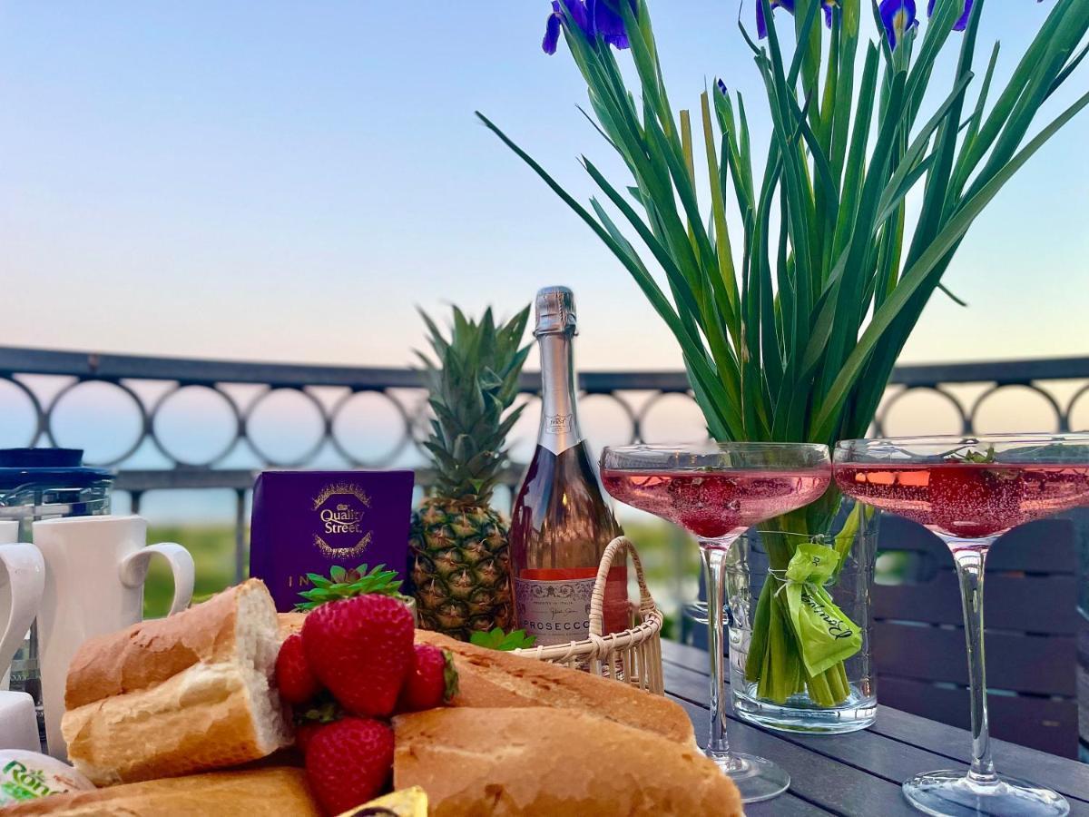 The Mermaids Watch Pendine Dog Friendly With Cymru Holidays Exteriér fotografie